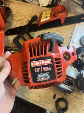 358351810 Craftsman 18 Inch 40cc 2-cycle Gas Chainsaw - Red