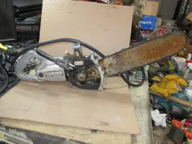 353.88160 David Bradley Vintage Chainsaw Works Great