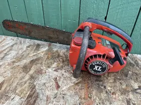 10618 Homelite Vintage Chainsaw Xl Automatic Oiling With Bar And Chain Runs Needs A Tune Up