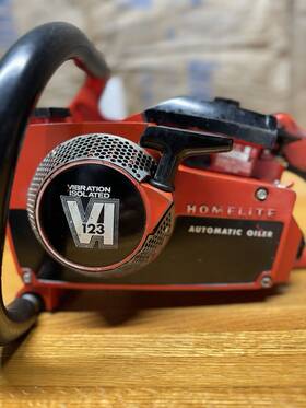 Homelite Vi-123 Vintage Chainsaw
