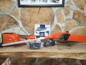 120itk4-p Husqvarna Pole Saw Battery And Charger Included With Extra