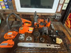 2000353 Husqvarna 460 Rancher Chainsaw 20 Inch Disassembled For Parts Repair Or Project Only
