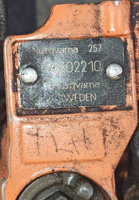 Husqvarna 4302210 257 Gas Chainsaw With Chain Brake Orange Mpn