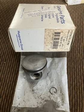 Husqvarna 537-21-96-02 Piston 46mm With Clips Pin And Bearing Oem 537219602 Model 357 357xp