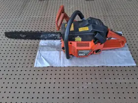 9242019 Husqvarna 50 Special/300 Anniversary Chainsaw With 16 In Bar And Chain Start Runs