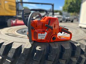 Husqvarna 965060701 390xp Professional Chainsaw Powerhead Only