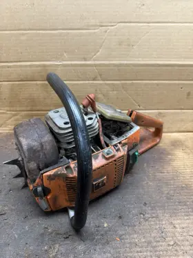 9840301-8 Husqvarna 61 Chainsaw For Parts Or Repair