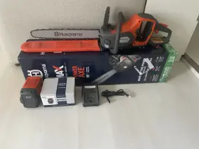 Bli30 Husqvarna 350i 40v Power Axe 18 Inch Battery Chainsaw Cordless W And Charger