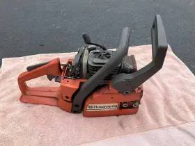 Se-561 Husqvarna 141 82 Chainsaw Parts Or Repair
