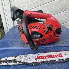 2236t Jonsered Cs Chainsaw Runs Great Has Brake Issues
