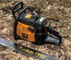 Jonsered Husqvarna Jonsereds Huskvarna Partner Poulan Pro 5130038 Rare Mint Super Clean 425 / 660 Chainsaw With 24 Inch Bar