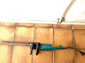 Vc4000 Makita 16 Inch Electric Chain Saw