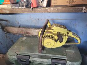 Pioneer 1100y Model Chainsaw With 16 Inch Bar And Chain For Parts Or Repair