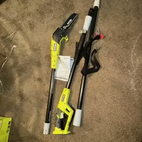 P2501btl Ryobi 18v 8-inch Cordless Battery Oil-free Pole Saw Tool Only
