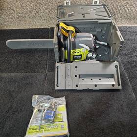 Ryobi Ry3818vnm 18 Inch Bar Length 38cc 2-cycle Gas Chainsaw With Heavy Duty Case Ry3818